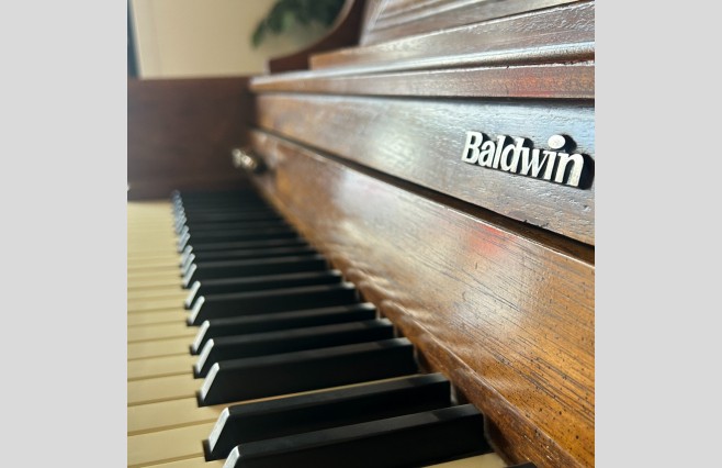 Baldwin Satin Mahogany Console Upright Piano, Used - All Inclusive Premium Package (SN:11103) - Image 12